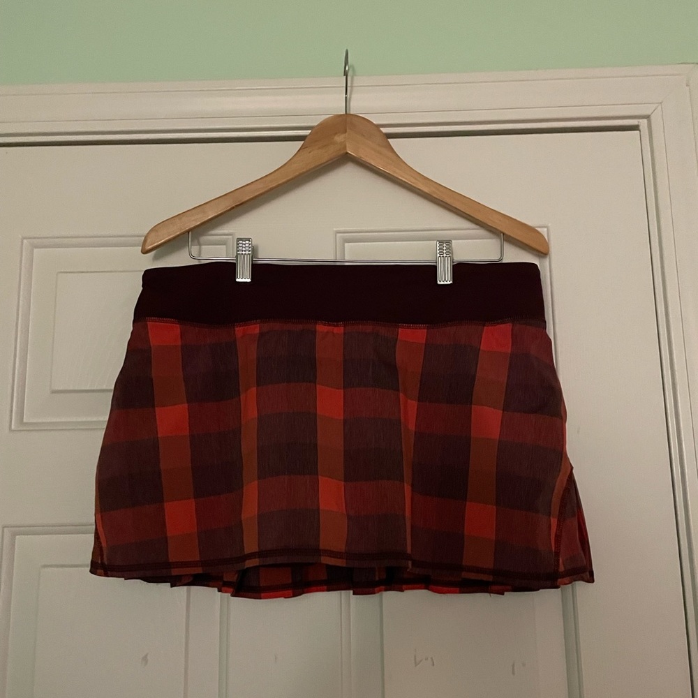 Lululemon pace setter tennis skirt